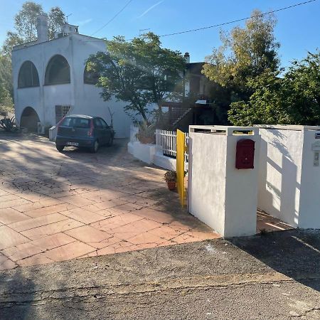 Villa Chez Elio ออสตูนี ภายนอก รูปภาพ